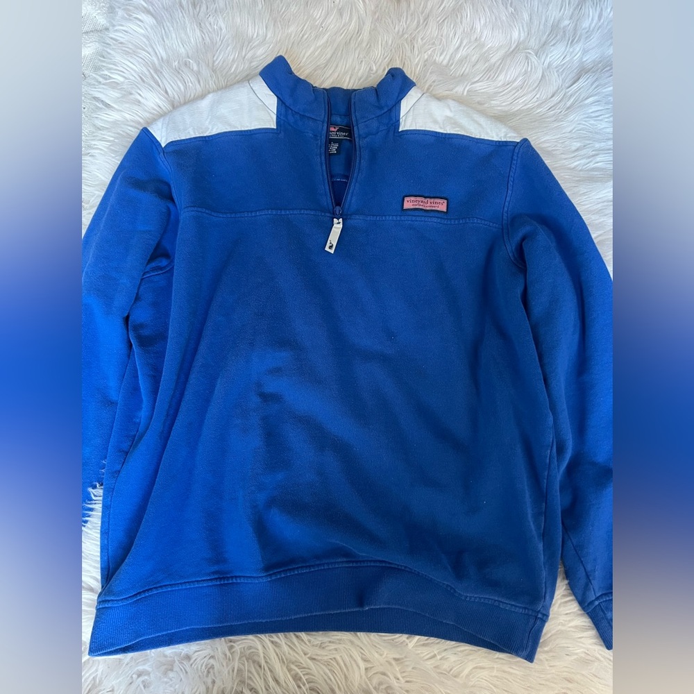 Vineyards Vines pullover